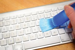 AV:Link Čistící kartáček na klávesnici