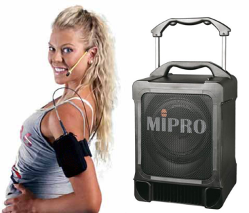 Aktivní přenosné reproduktory pro fitness, aerobik s bezdrátovým náhlavním mikrofonem a baterii.
