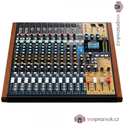 TASCAM Model 16