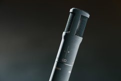 Sennheiser MKH 8030 — RF kondenzátorový mikrofon (osmičková charakteristika)
