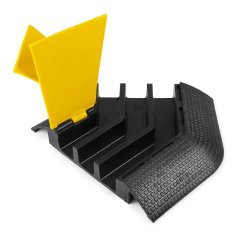 Power Dynamics CB3C Kabelový přejezd rohový s krytem, 3 kanály
