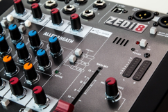 Allen&Heath ZEDi-8