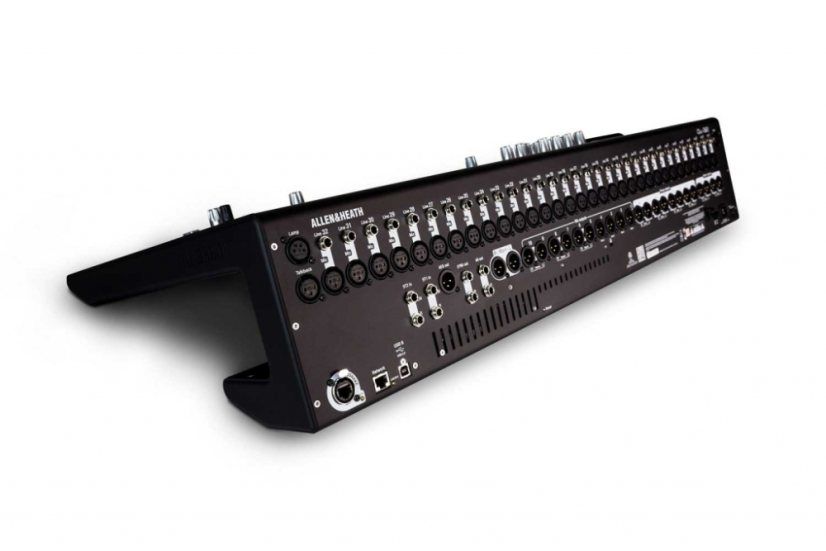 Allen&Heath QU-32 CHROME