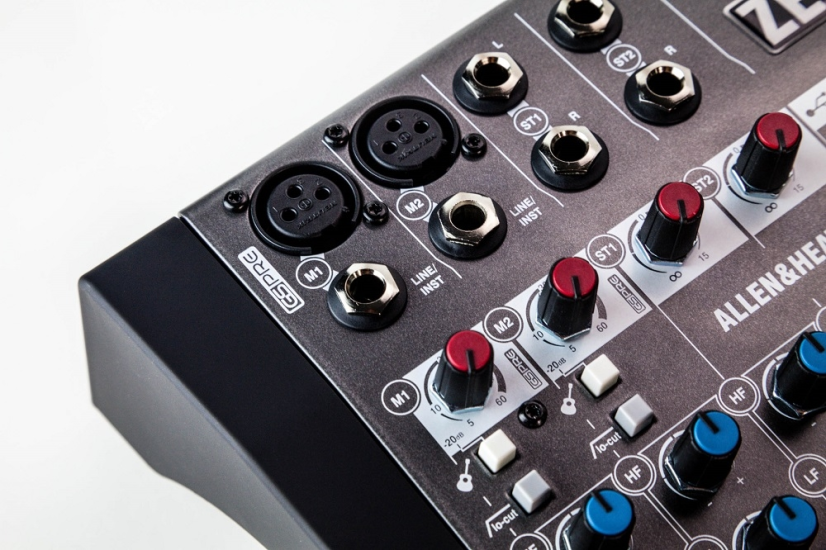 Allen&Heath ZEDi-8